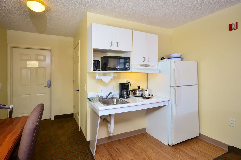 Intown Suites Extended Stay Decatur Al Habitación foto